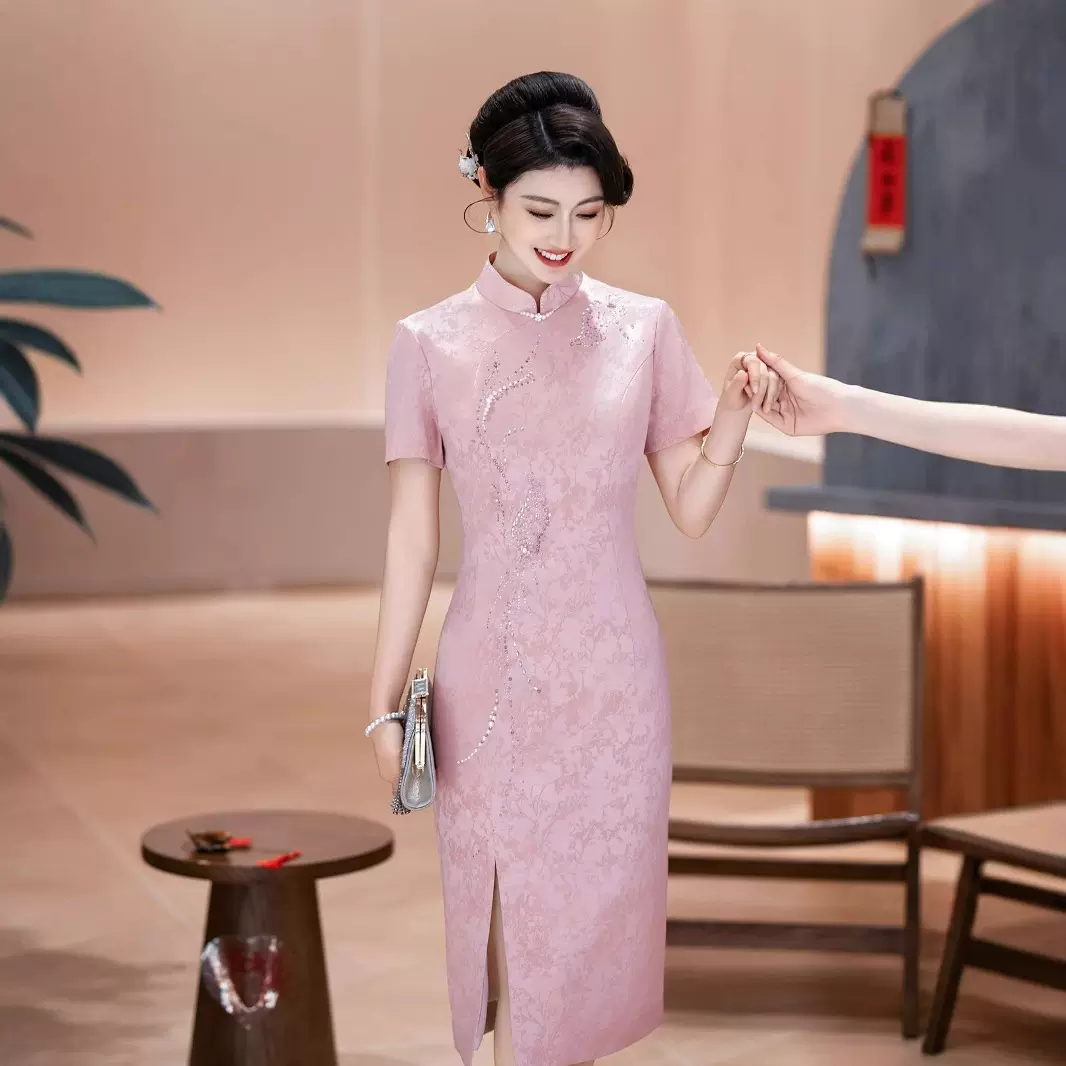 高端国风旗袍粉色温婉气质新中式修身复古连衣裙2025新款女夏短袖