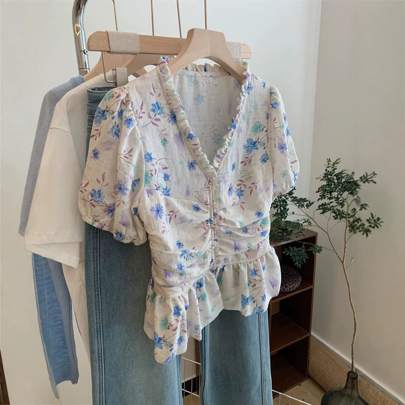 2026 Summer Solid Color Lace Bow Tie V-Neck Floral Trendy Niche Style Young Lady Shirt for Commuting, Simple and Elegant