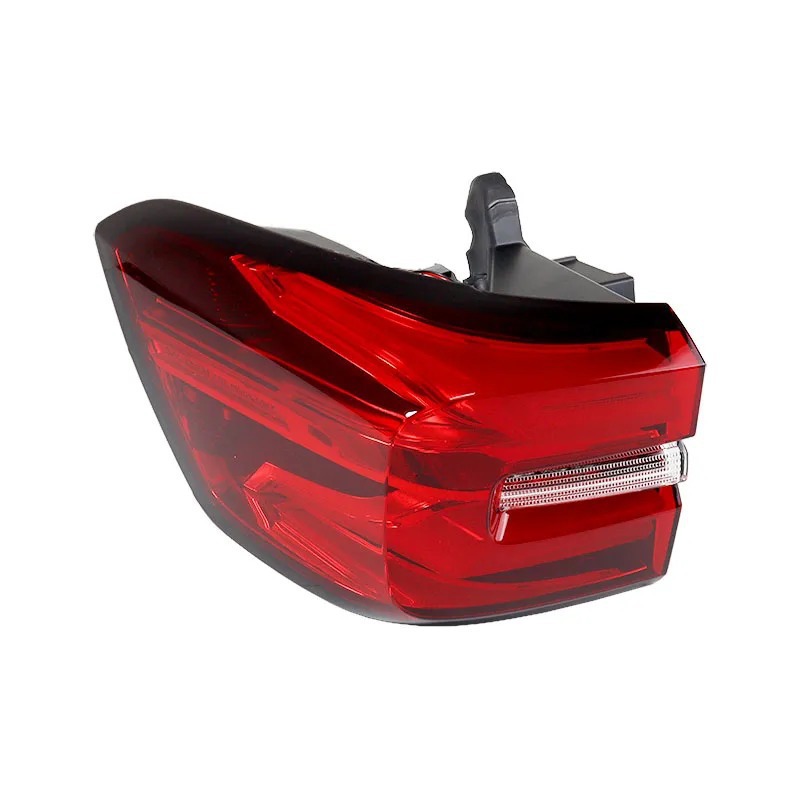 Aplicable para el conjunto de luces traseras Roewe RX8 cubierta de luces de freno izquierda y derecha luz de niebla para parachoques traseros RX8 caja de luz de marcha atrás