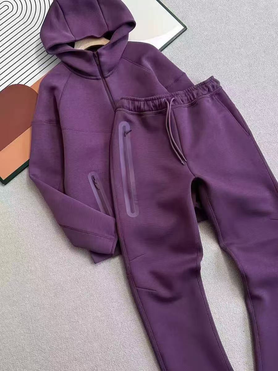 Dark purple suit / S