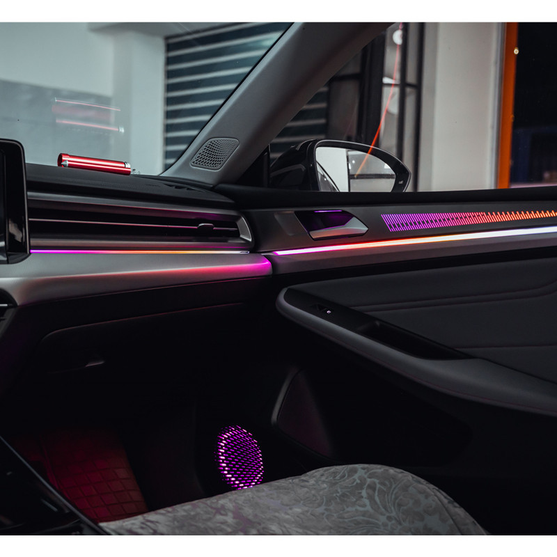 Aplicable a Volkswagen Lingdu L22 - 24 molde de luz de atmósfera dinámica (línea)