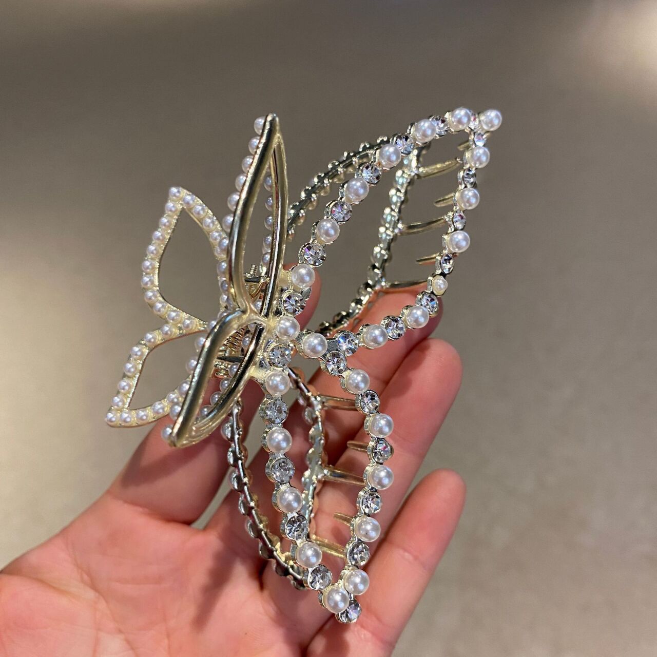 6077BA53F8FAEC3F20CC329A8DA861