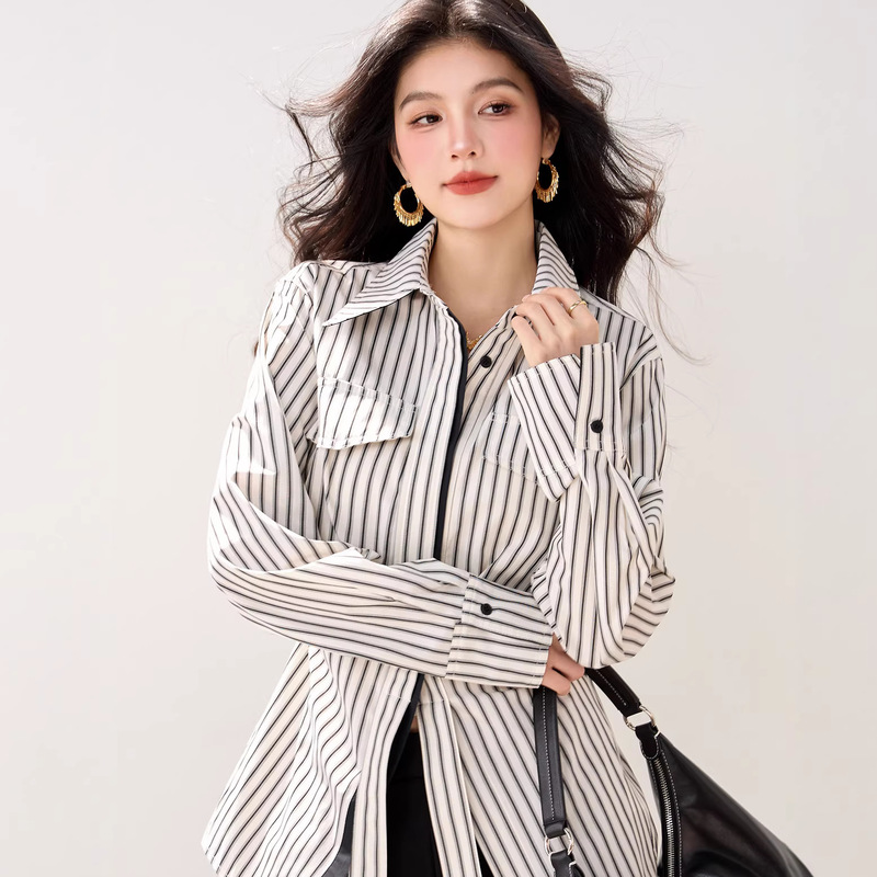 G2398 Slim Fit Black and White Striped Polo Collar Shirt for Women 2026 Spring New Style Simple Ribbon Top Trendy G2398 Slim Fit Black and White Striped Polo Collar Shirt for Women 2026 Spring New Style Simple Ribbon Top Trendy