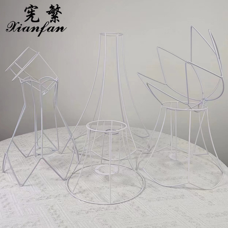 Xianfan suministro directo de fábrica una variedad de pantalla opcional Marco de hierro lámpara de mesa lámpara de techo piso decoración dormitorio sala de estar accesorios de la lámpara
