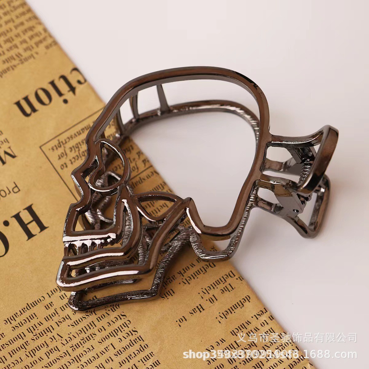 Horquilla de calavera de metal de Halloween Clip de agarre de calavera oscura de Halloween Clip de joyería de cosplay de terror