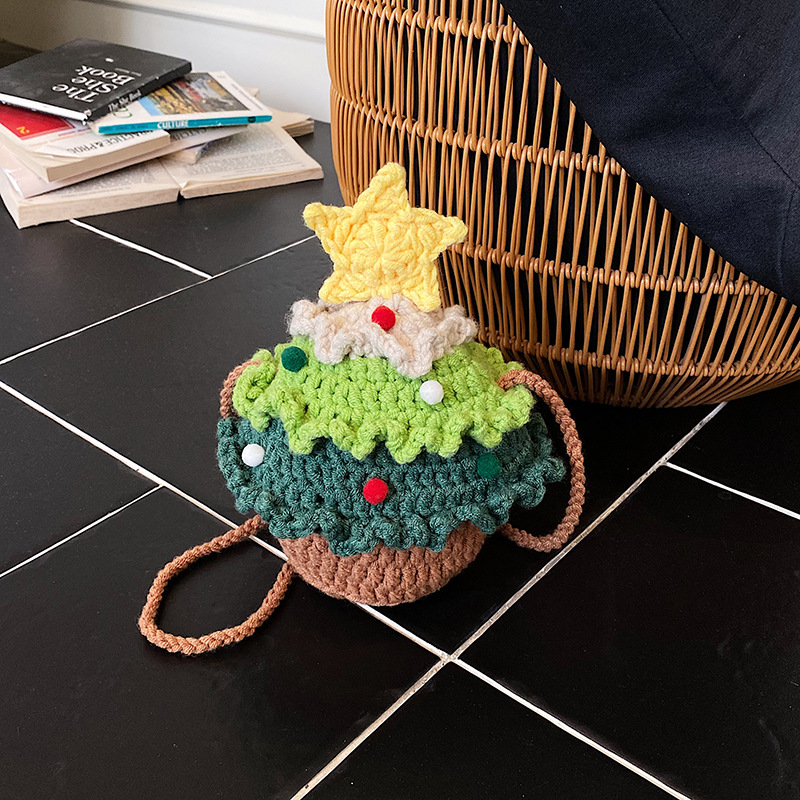 Hand-hooked bolsas de hombro para niños y niñas, dibujos animados lindos bolsas de lana de árbol de Navidad 2025 otoño y invierno nuevas bolsas para niños