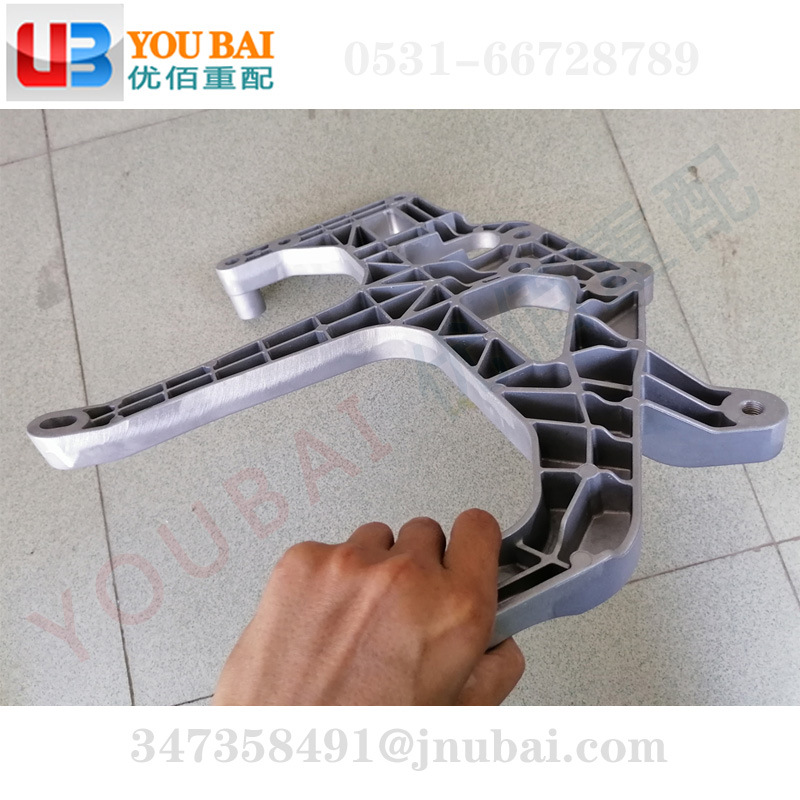 752W41615-5102 重汽豪沃TX7保险杠支架右大灯