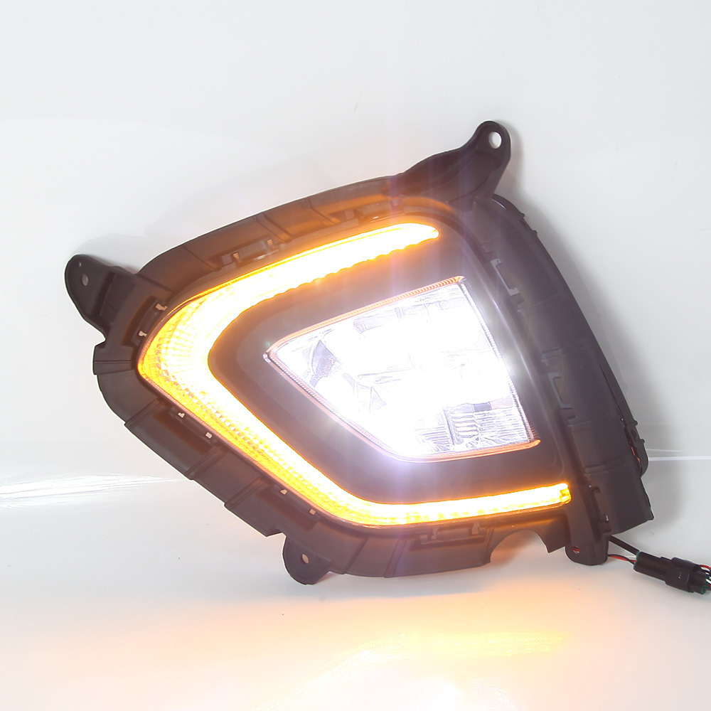 Adecuado para 17-18 HY IX25 luz diurna moderna Creta luz diurna con dirección de luz amarilla