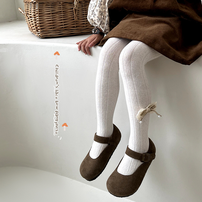 Autumn lace tights
