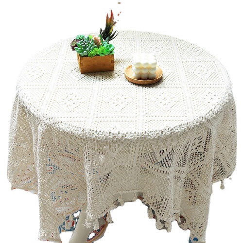 American-style non-slip crocheted lace round tablecloth, dining table cloth, vintage coffee table runner, and cabinet cover—dustproof polyester-cotton blend