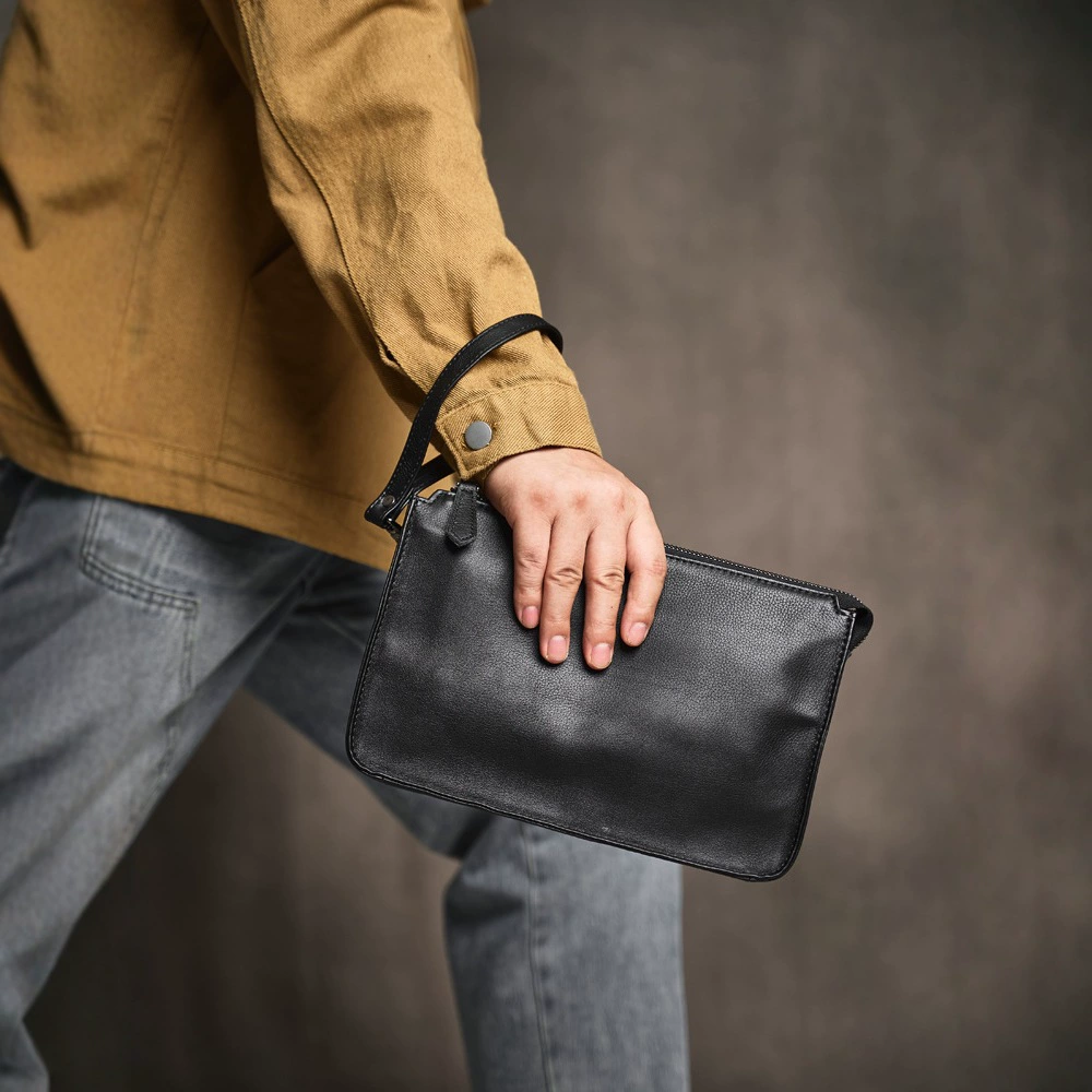 Men's small clutch bag for leisure
