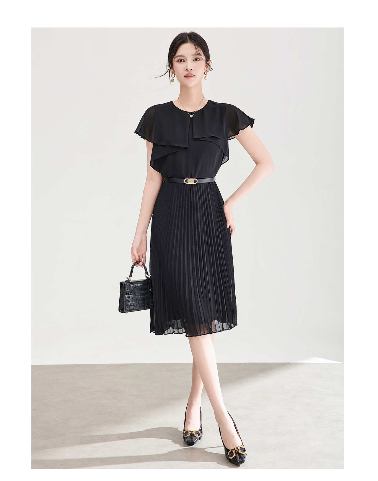 Đầm maxi nữ thắt eo chất liệu chiffon phối lá sen xếp ly — màu đen chi tiết 16