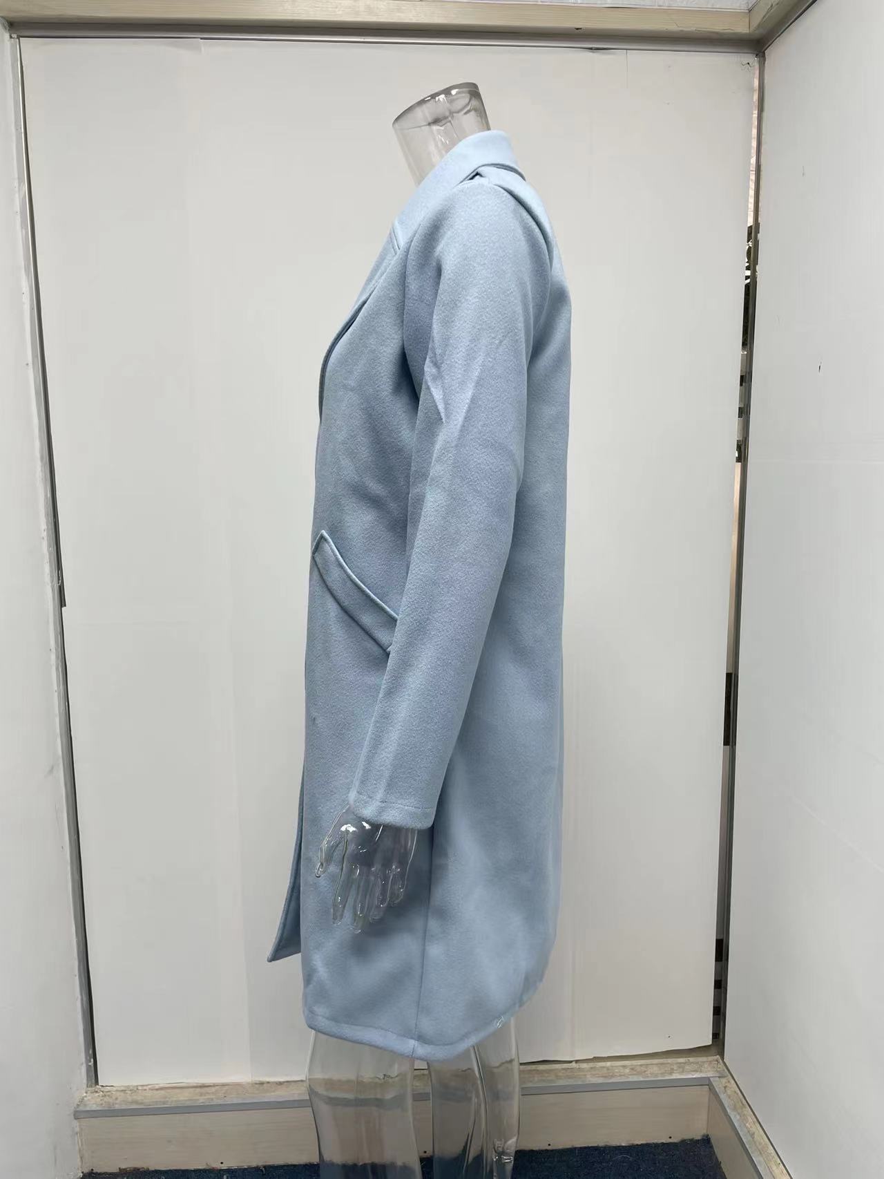 Title 3, Mid-length coat with solid lapels. Classic styl...