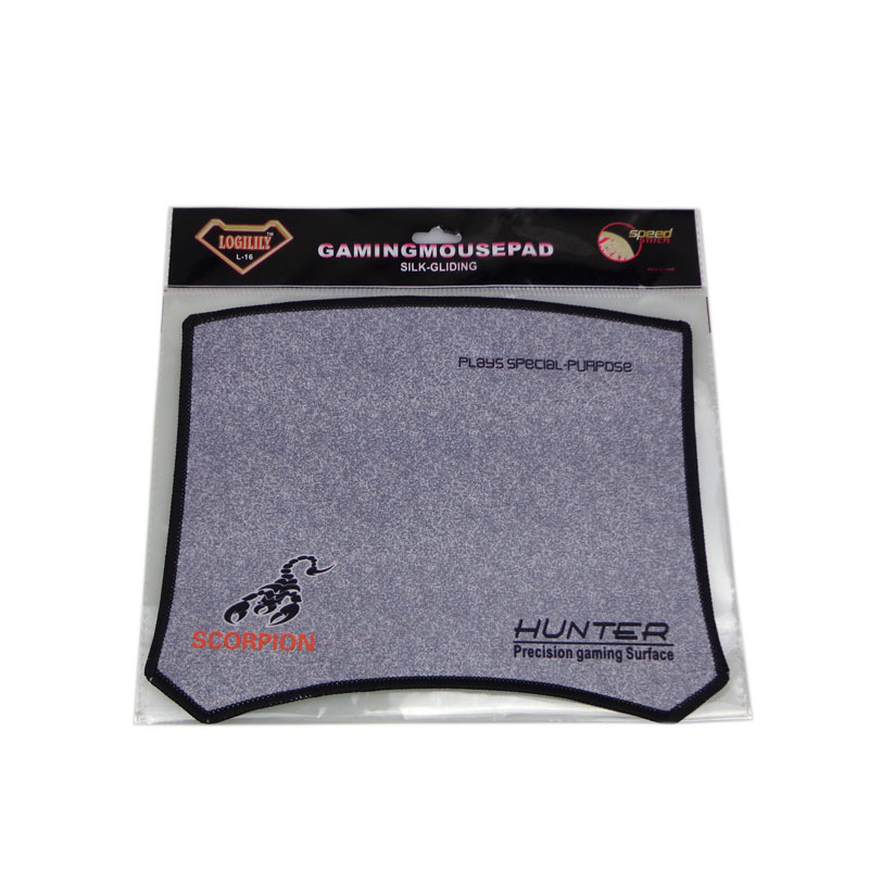 L-16野狼鼠标垫 小号加厚锁边垫 CF游戏LOL动漫卡通 210*250*2mm|ms