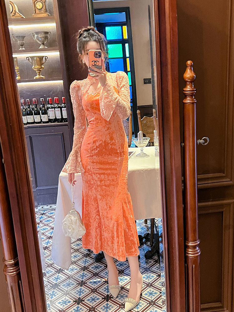 Đầm maxi nữ tay chuông phong cách Trung Hoa cải tiến, chất nhung mềm mại — Màu đen