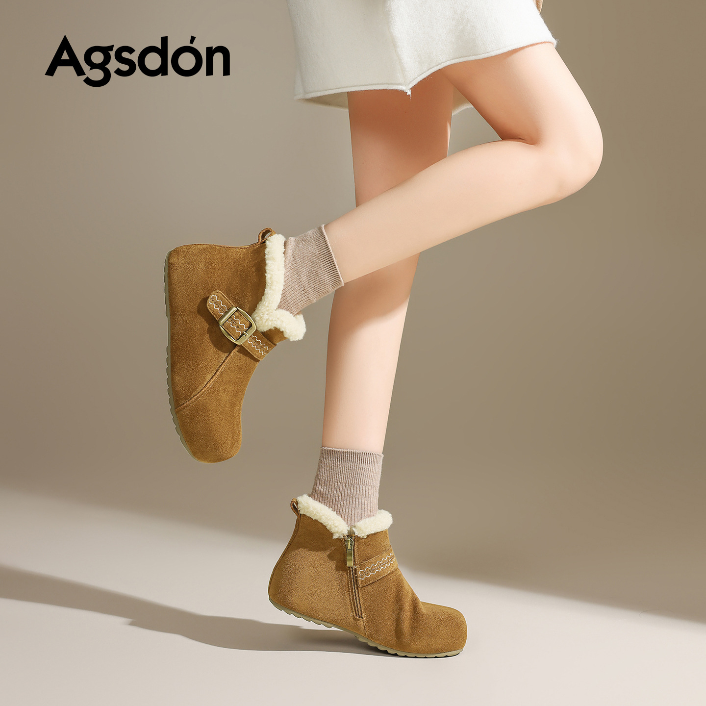 Augu Lion Standing Gao Zapatos Boccan 2025 nuevos zapatos de invierno gruesos enormes bonitos botas de nieve zapatos de lana y algodón