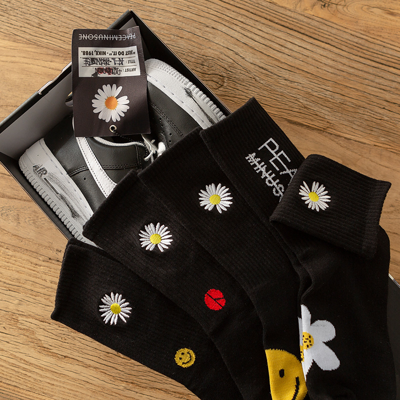Quan Zhilong Daisy Socks Embroidered Mid-Calf Long Socks Gd Same Style Trendy Socks Af1 Hand Embroidered Han Liu Fashion