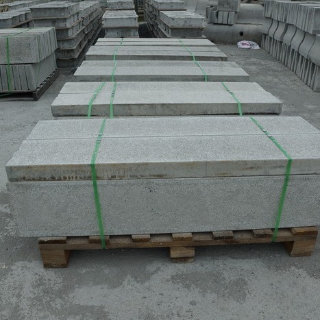 PC预制构件1200*300*80仿花岗岩G654芝麻灰荔枝面PC条石