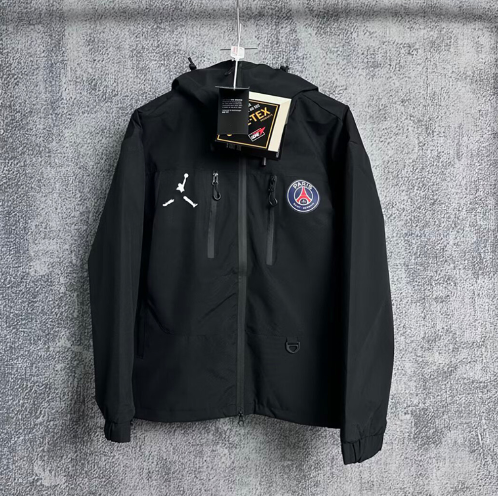 Jordan Paris Saint-Germain Gore-Tex Jacket Black