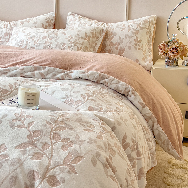 Leche de invierno coral cama de lana de cuatro piezas con ropa de cama de flanela más sábanas de lana de cama dormitorio de tres piezas