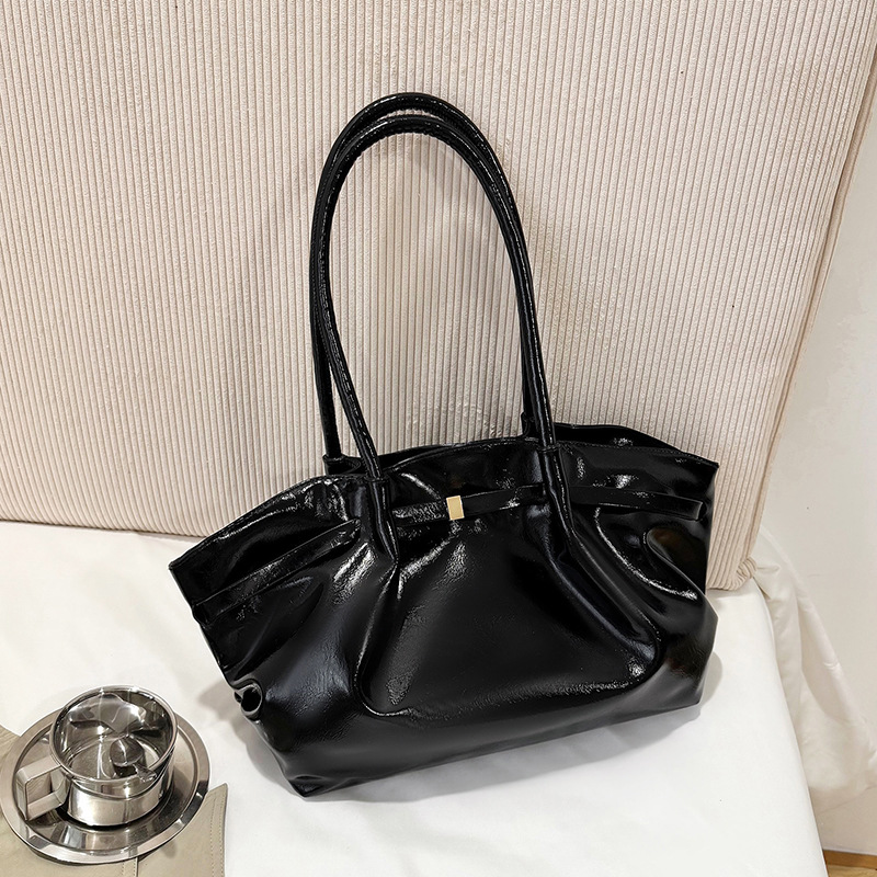 Korean Style Fashionable Large-Capacity Pleated Underarm Tote Bag for Women 2026 Spring New Stylish Single-Shoulder Commuter Bag Trendy
