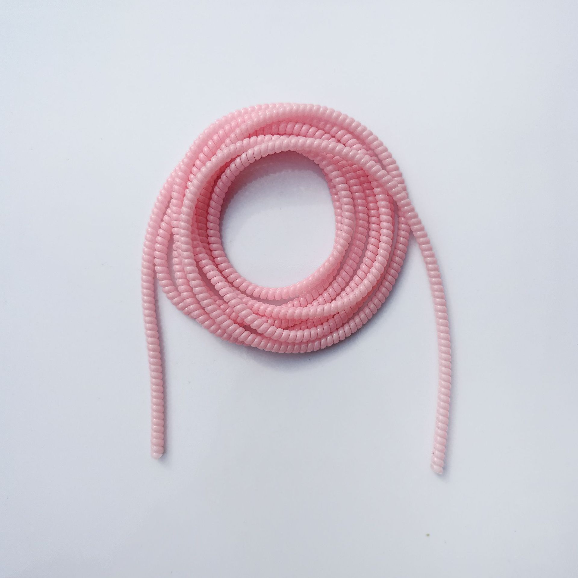 1.4 Cuerdas de protección de color sólido de 1,6 metros de cable de datos para línea de teléfono celular anti-ruptura cargador de cable de bobinado