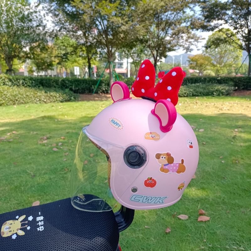 New National Standard 3C Certified Electric Motorcycle Safety Helmet for 1-8 Years Old, Four-Sided Windproof, Warm and Not Broken