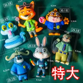 手链;盲盒玩具/盲袋玩具/洞洞乐;钥匙扣