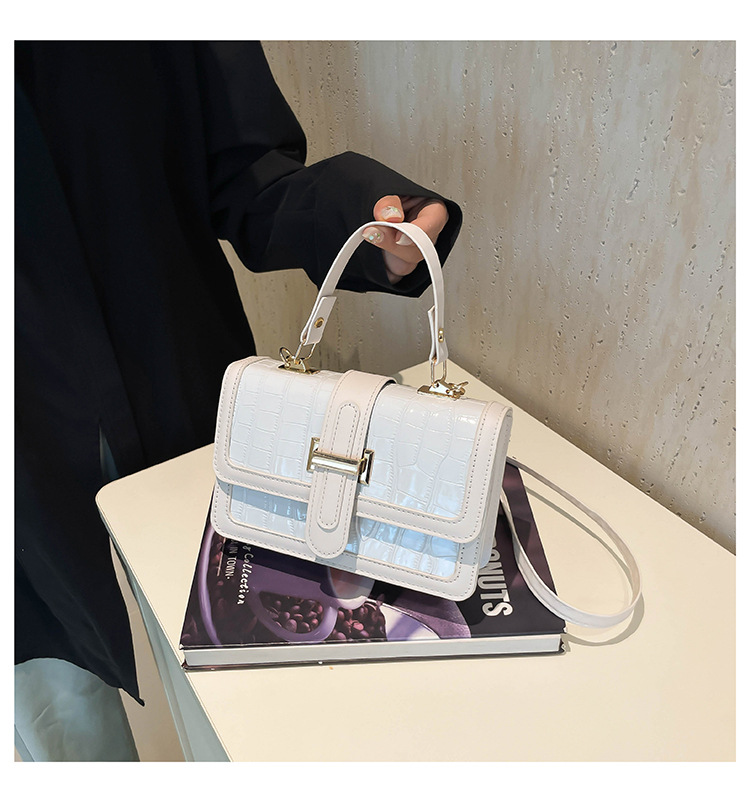 Håndholdt firkantet steinmønster 2024 Ny stil, trendy, eksklusiv, design i liten nisje, fasjonabel enkel kryssskulder_voghion.com