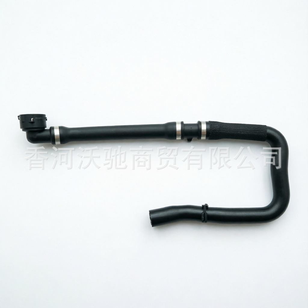 LR032347/LR094509 is suitable for the upper water cooling hose of Land Rover Evoque and Freelander 2