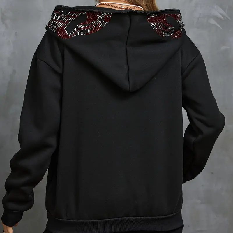 Women's Hooded Sweatshirt With Dark Print And Fleece Lining_voghion.com