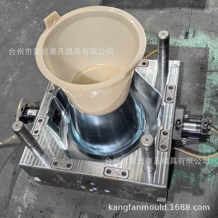 塑料泥灰桶模具，塑胶沙灰桶模具，泥工塑料桶模具