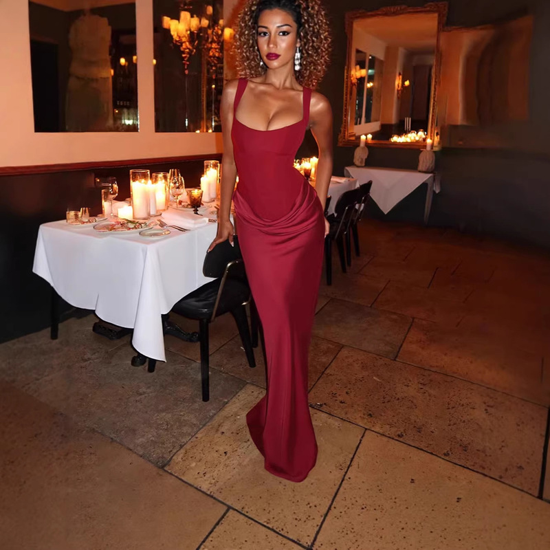 New Cross-Border Style Slim-Fit Sexy Sleeveless Spaghetti Strap Dress, European and American Style, Waist-Cinching, Slimming, Pleated Satin Floor-Length Dress for Spring