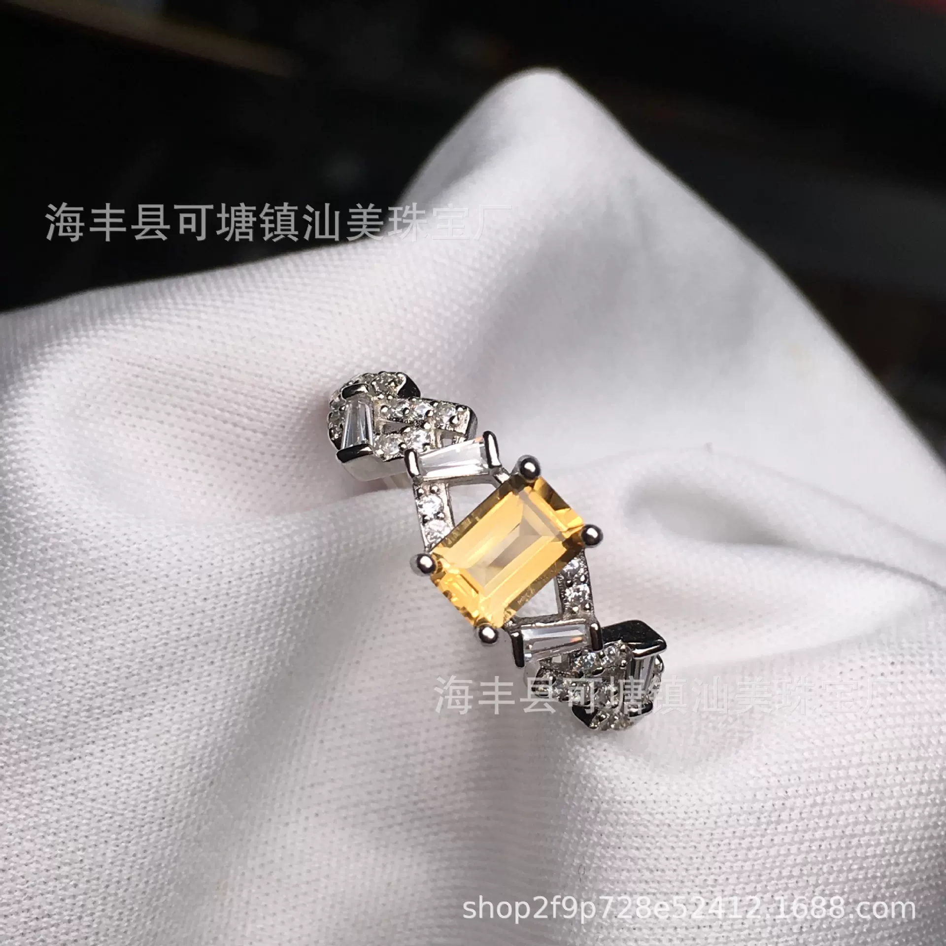 天然黄水晶戒指s925纯银镶嵌黄水晶主石4*6 简约百搭款女士戒指批