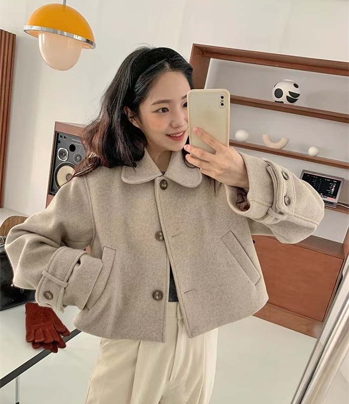 现货  韩风甜美减龄娃娃领三粒扣小个子百搭短款丝绵呢外套  两色|undefined