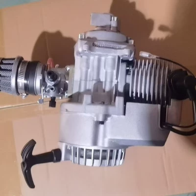 Mini idman avtomobili, 49Cc iki taktlı benzin mühərriki, əl ilə işə salma