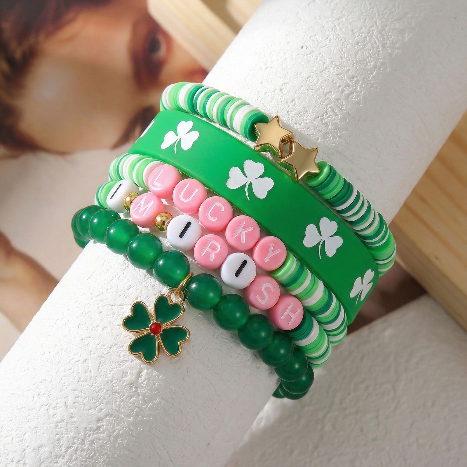 European and American Cross-Border Jewelry Soft Pottery Beads Good Luck Four-Leaf Clover Pendant Bracelet St. Patrick's Day Set Hand Jewelry