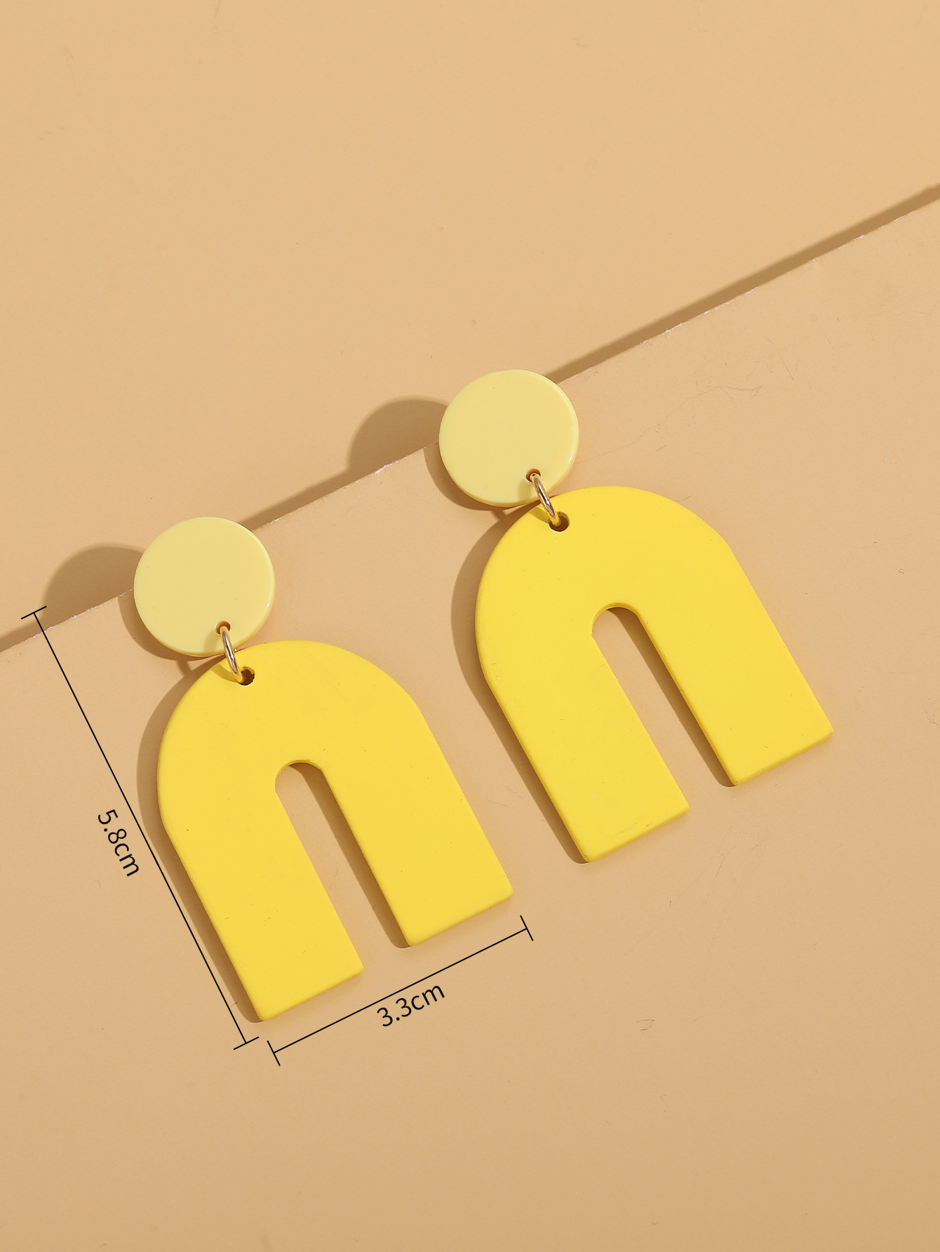 Simple Style Geometric No Inlaid Earrings display picture 3