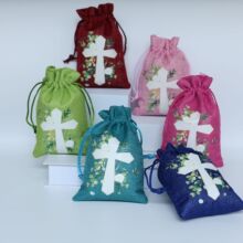 现货圣诞仿麻布十字架袋节日派对礼品包装袋派对糖果香包布袋