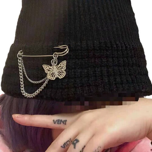 Japanese and Korean Ins Double Chain Hollow Butterfly Pin Brooch Chain Accessory, Hip-Hop Trendy Cool Versatile Matching Accessory