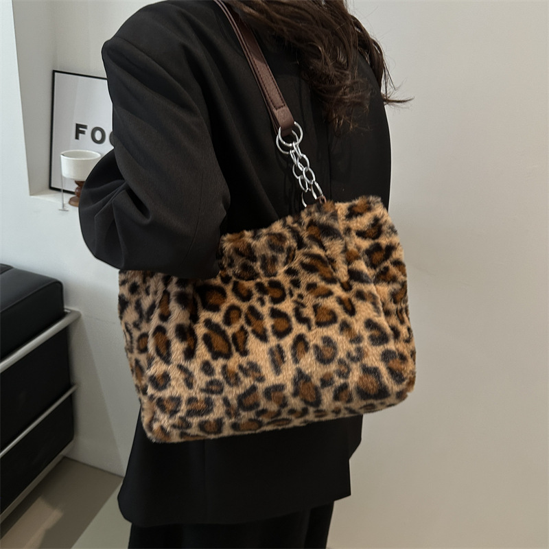 Women's fashion large capacity tote bag leopard print one shoulder underarm bag trend_voghion.com