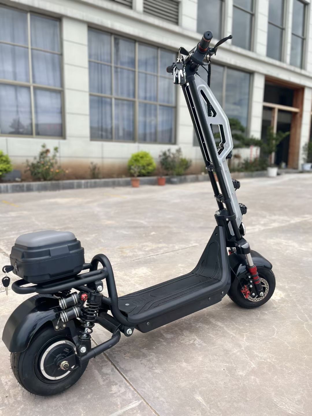 Electric scooters 11.jpg