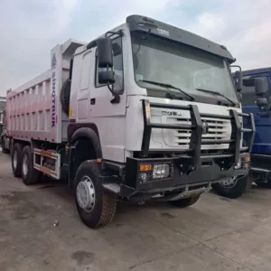Afrika üçün 10 təkərli 6x4 8x4 371/380HP damperli yük maşını ixracı