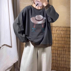 2025早秋新款 炒色麻棉圆领长袖女草帽印花套头卫衣 宽松小衫T恤