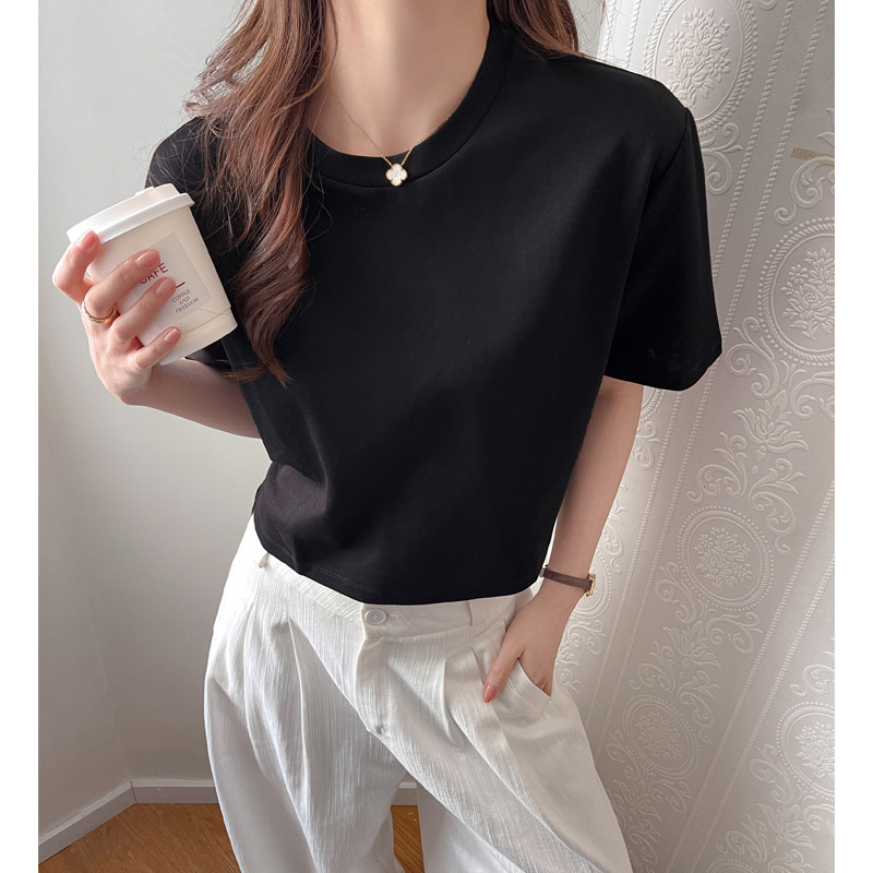 검은색