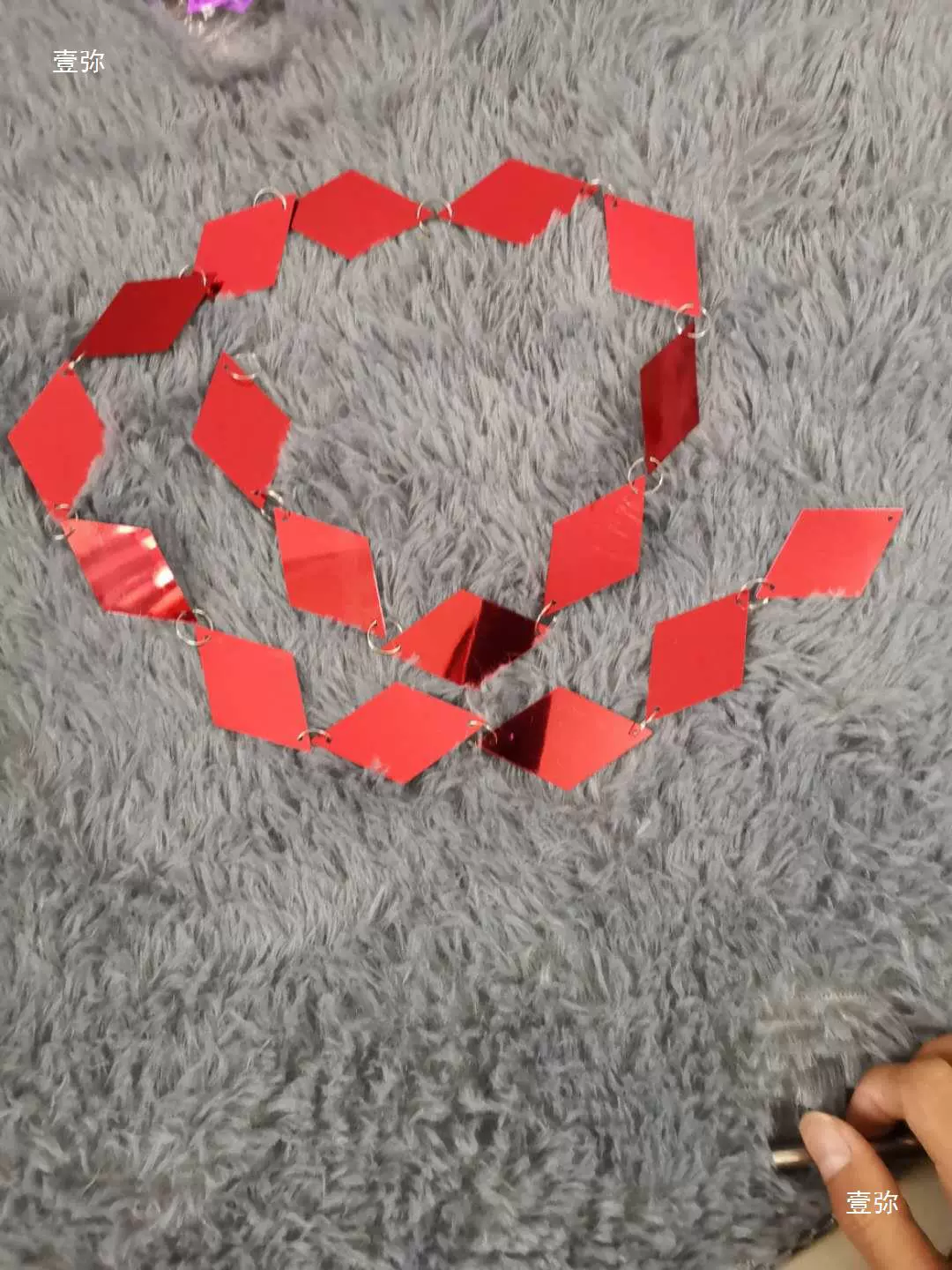 Золотые и серебряные ногтевые Sequins?