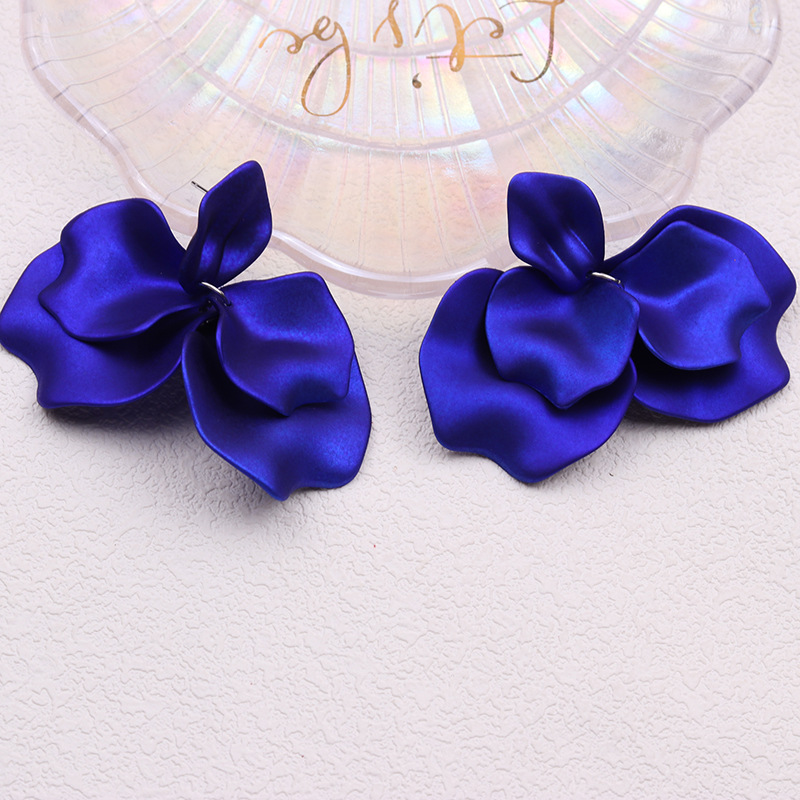 1 Pair Casual Vacation Petal Spray Paint Tassel Pleated Arylic Drop Earrings display picture 3