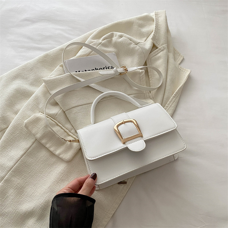 Bolsos de celebridades de Internet 2024 nuevo bolso de mujer de un solo hombro de mano de moda de primavera, bolso cuadrado pequeño de todo fósforo de mensajero de estilo occidental de alta gama