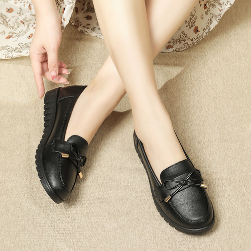 KFC work shoes women's flat non-slip mom shoes casual genuine leather comfortable work shoes black women's leather shoes