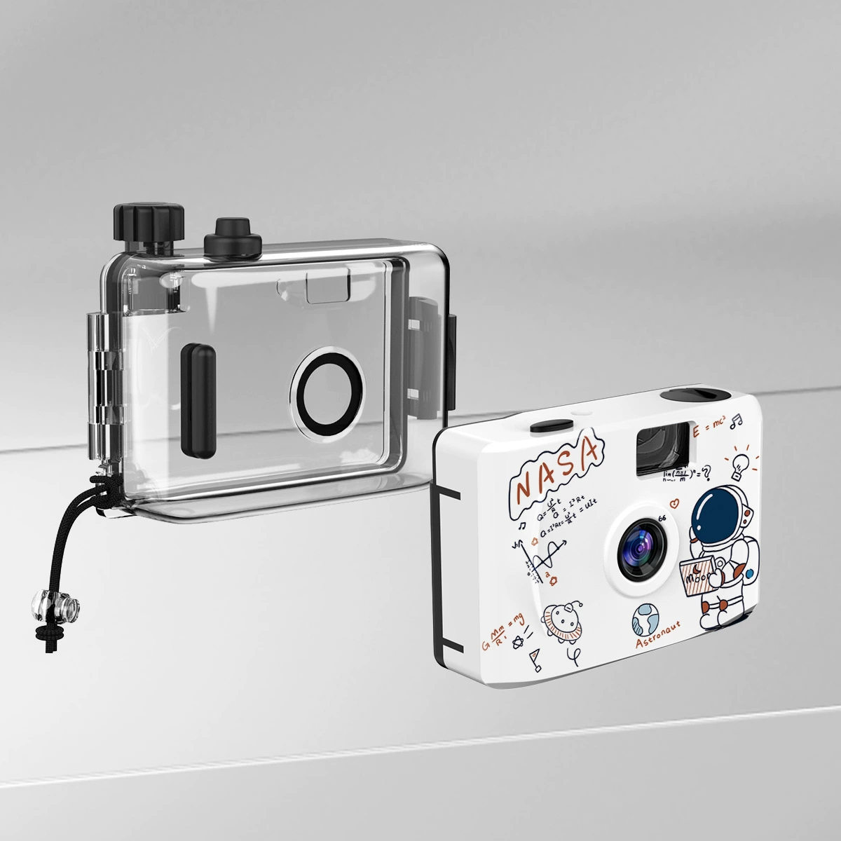 Polaroid, retro waterproof astronaut, camera